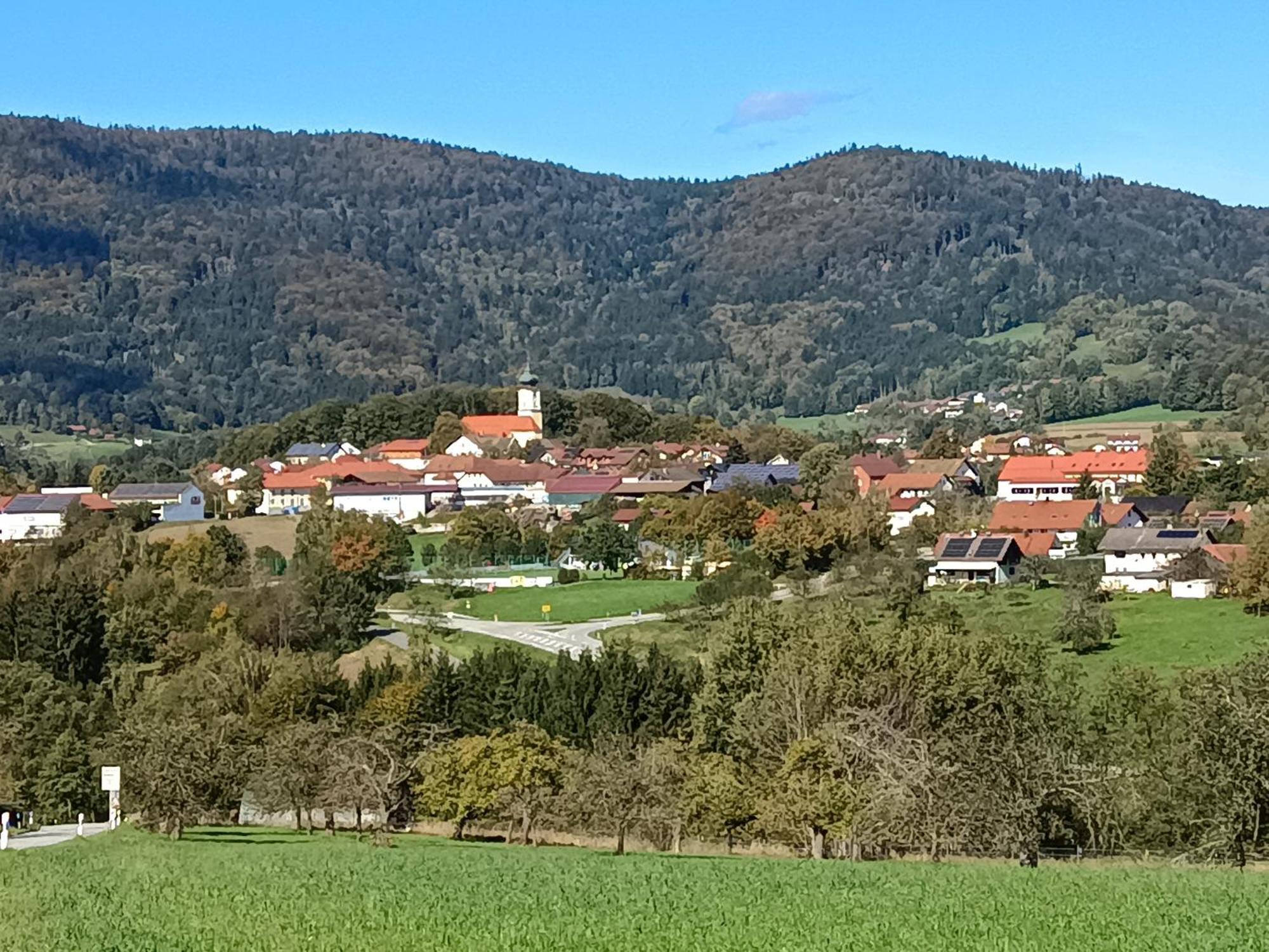 Gasthof Zur Post Lalling ภายนอก รูปภาพ
